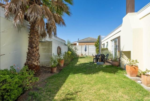 To Let 3 Bedroom Property for Rent in D